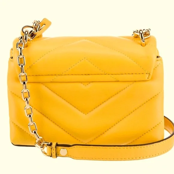 Michael Kors Quilted Chain Shoulder Bag 🎥 - Picture 10 of 11